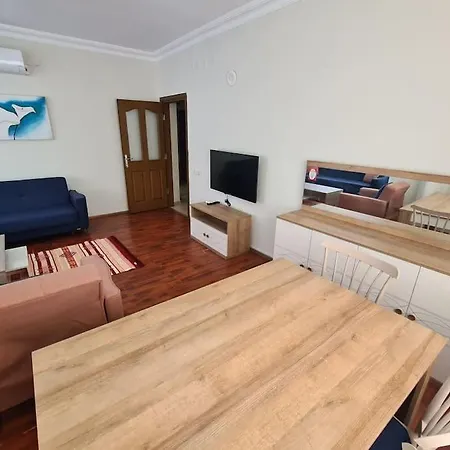 Konyaalti Plajina 1km Mukemmel Apartamento